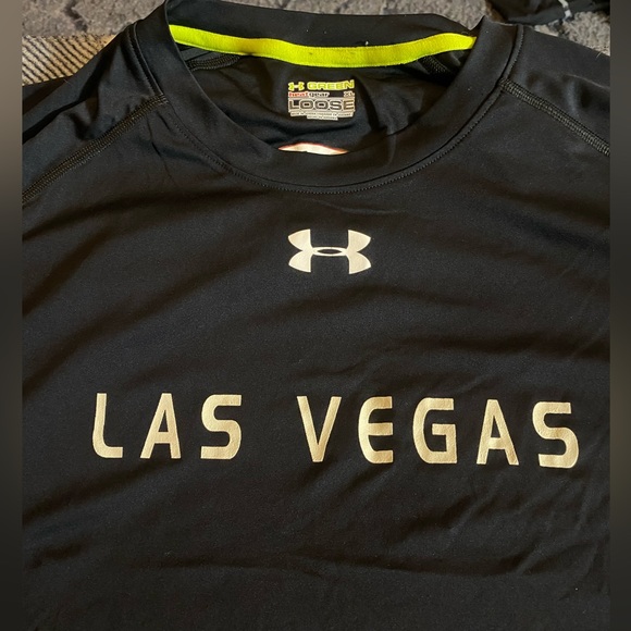 Under Armour size XL “Las Vegas” loose fit - Picture 2 of 3